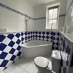 לינה וארוחת בוקר Domaine La Gazaille De Camille