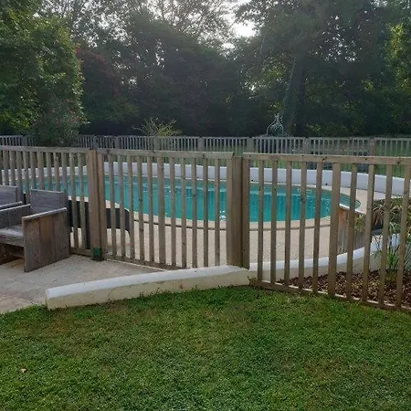Domaine La Gazaille De Camille 3* Le Temple-sur-Lot