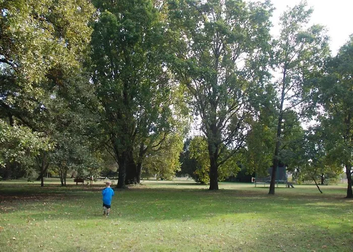Domaine La Gazaille De Camille Oda ve Kahvaltı 3*