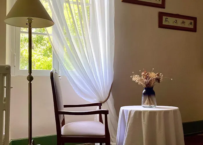 Domaine La Gazaille De Camille Oda ve Kahvaltı